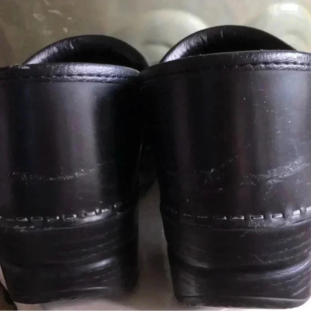 Dansko Women’s Jet Black Professional Clogs Shoes Size 41 Size 10.5-11 - Picture 6 of 8